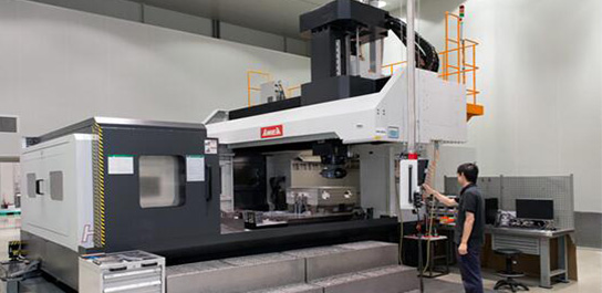 山东师范大学校办车间--工作台使用案例