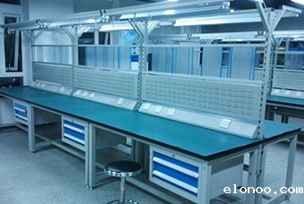 航空工业集团某研究所再一次选用伟德体育平台防静电工作台